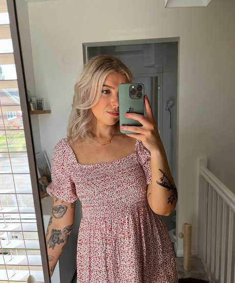 Emmalition porn model galleries