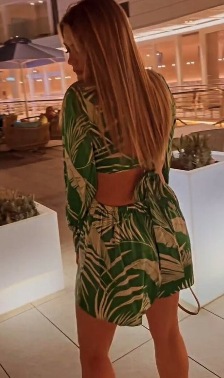 Ella Anastasiou hot star img