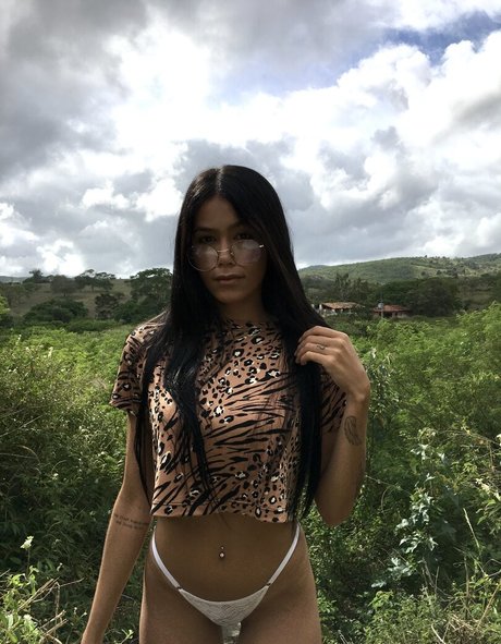 EvilHotGirll top pornstar photos