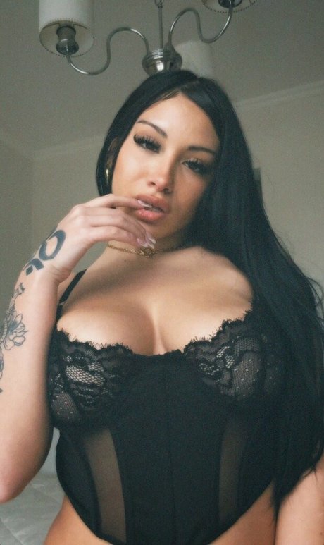 zoefernanddez pornstar free img