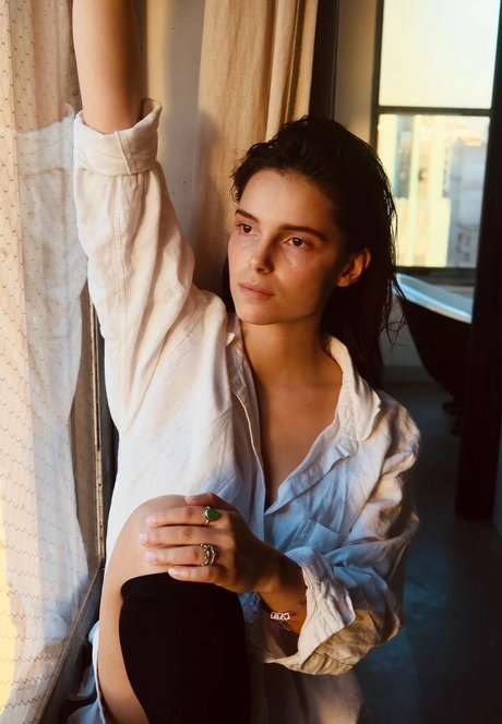 Inde Navarette best model pics