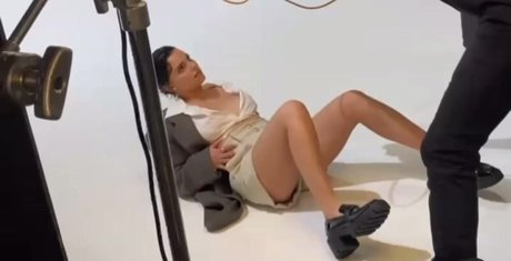 Inde Navarette beautiful model image