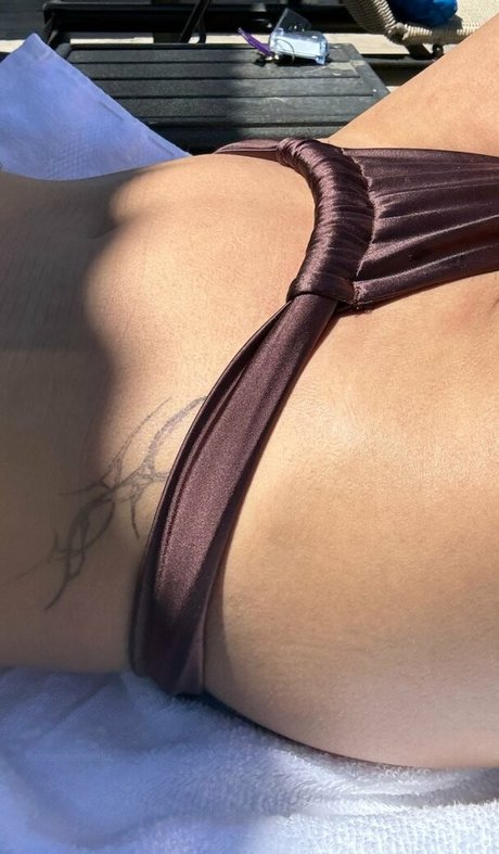 Inde Navarette model art picture