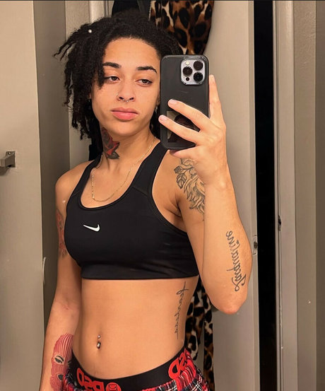 Treasure Osiria star erotic archive