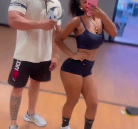 Evelyn Silva perfect model pictures