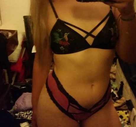 Saskia0 star naked pictures