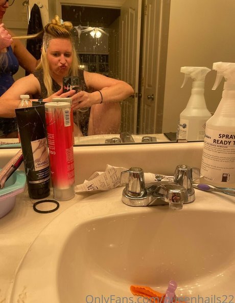 queenhails22 xxx actress archive