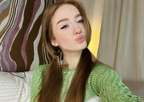 lizzy blaze adult model photos