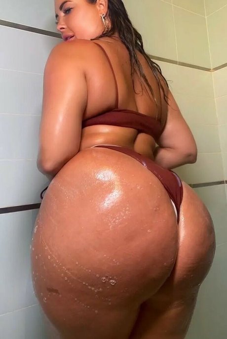 Hannah Olivia porn model images