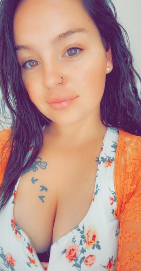 therealmissdaisy beautiful model pic