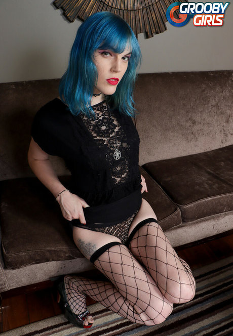 Daisy Chainsaw star beautiful archive