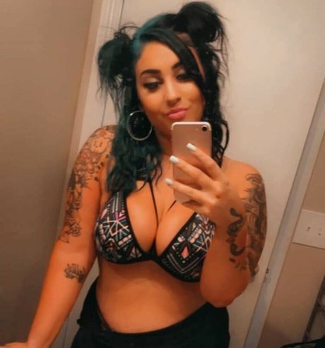 Megan Young Big Ass star erotic pics