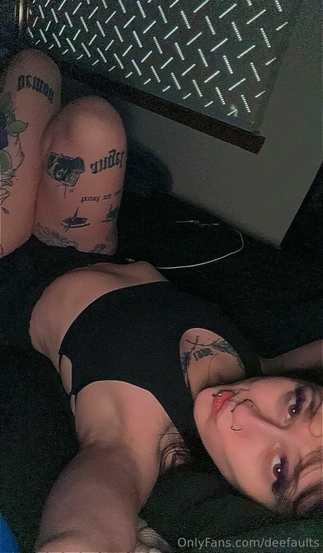 deefaults nudes actress img