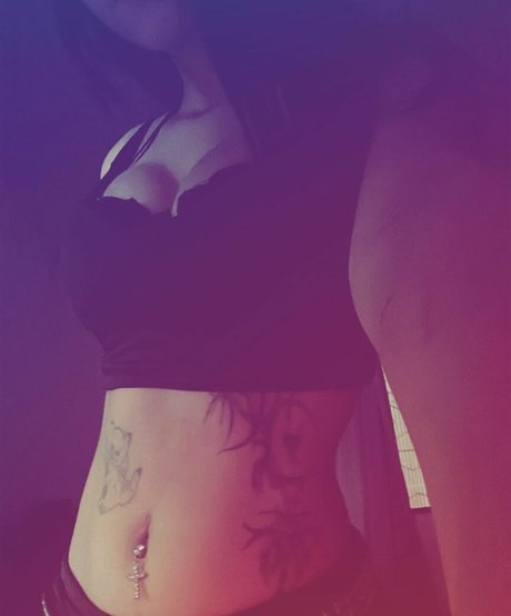 understab hot model img