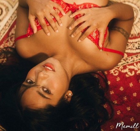 Miaz1234 model naked images