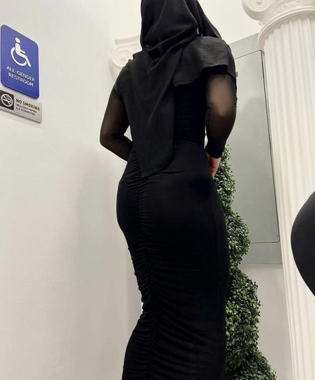 amanamalk1 sexy star image