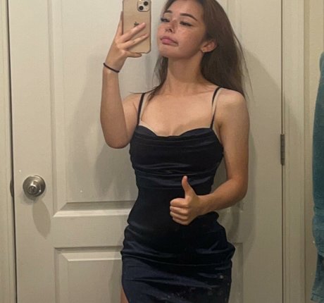 Carly Mai nudes actress photo