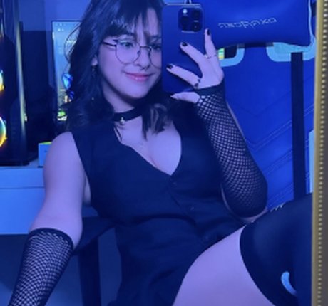 Bibi Vitona Bibitona pretty star gallery