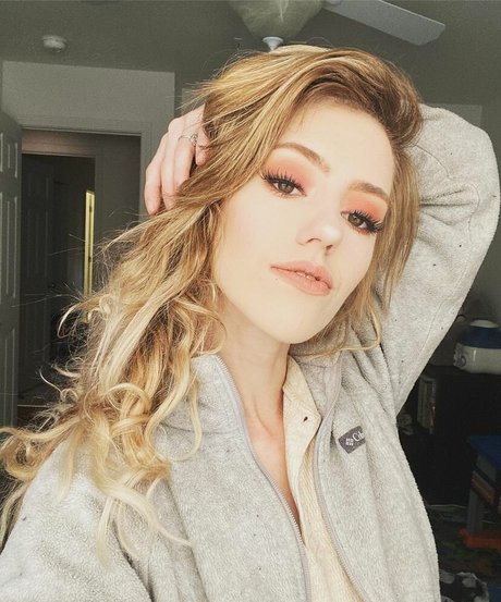 Abby After Dark exclusive model photos