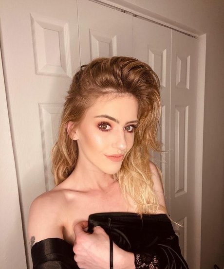 Abby After Dark star porn gallery