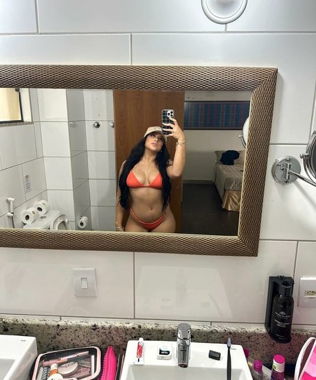 Cinthia Cruz pornographic model picture