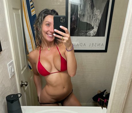 CrypticReverie star naked photos