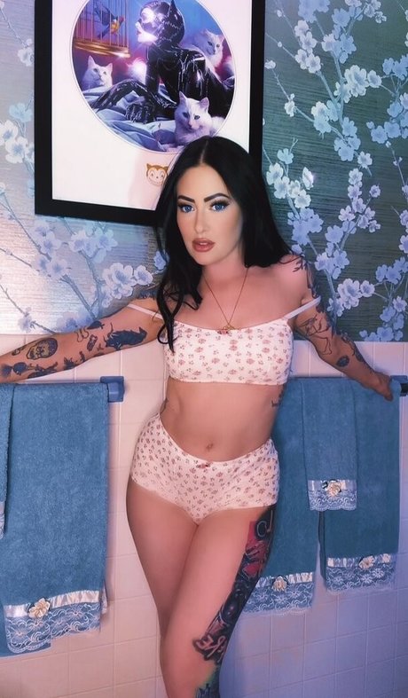 alexstitchins pornstar exclusive galleries