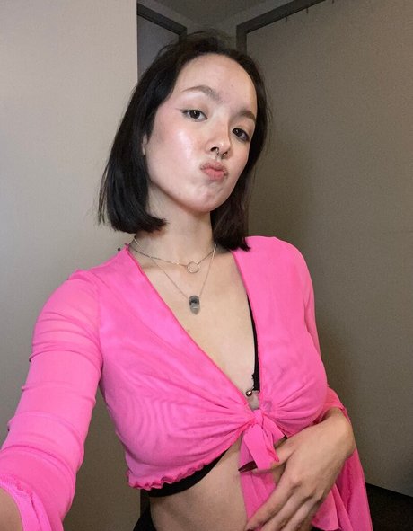 Earth s ASMR nice actress image