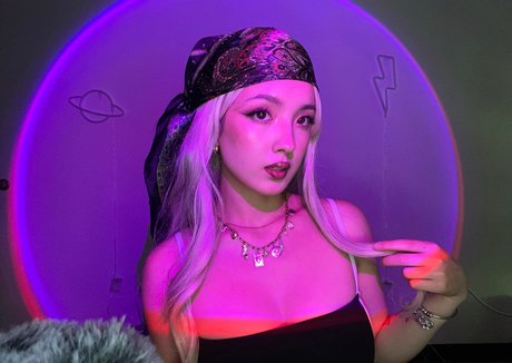 Earth s ASMR model adult pic