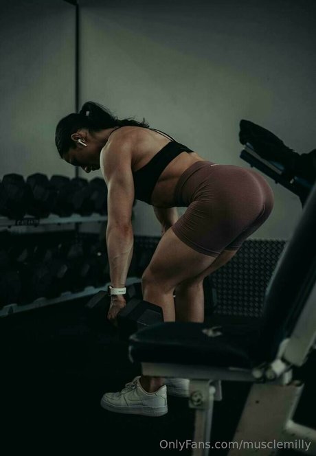 musclemilly pornstar high quality image
