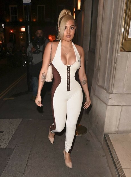 Mabel McVey pornstar perfect photos