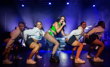 Mabel McVey nude actress galleries