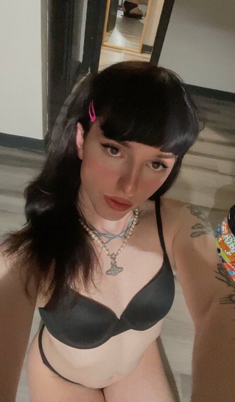 Sidney Gray star nudes picture