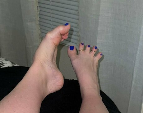 Emrrowley star nudes archive