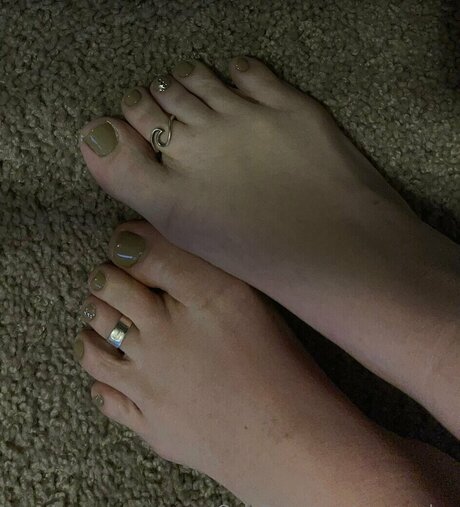 Emrrowley model best picture