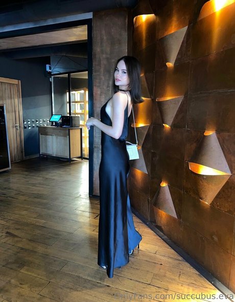 succubus eva best actress img