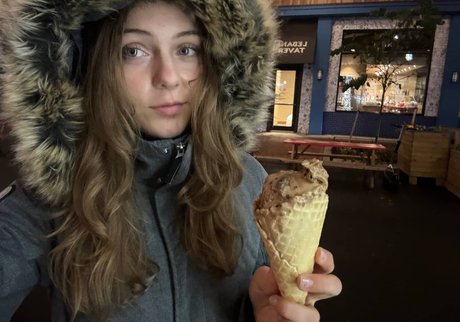 Nefffss model pornographic image