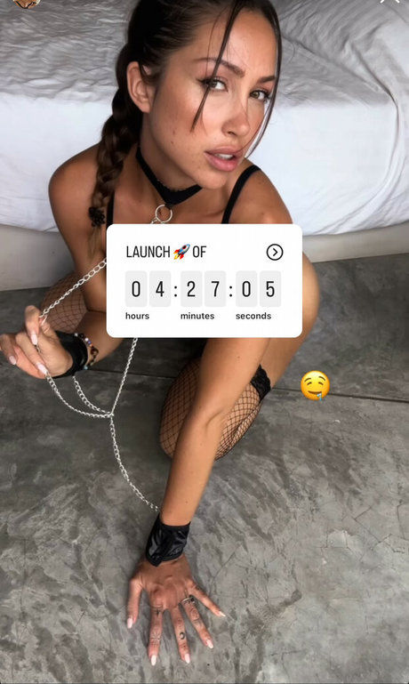 Caroline Einhoff pornstar img