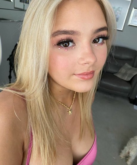 Brooke Marsden hot pornstar archive