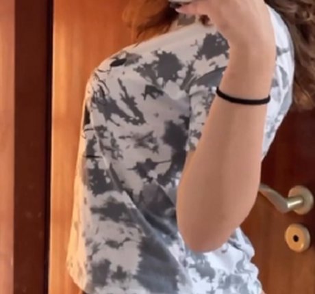 Manu Bell nice model pictures