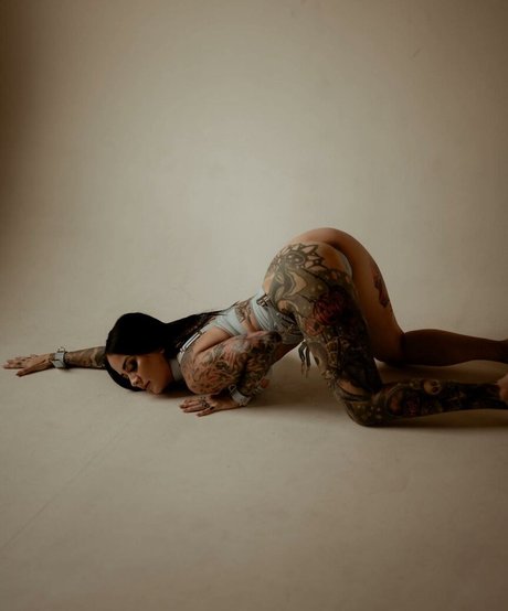 Megs v2 star top photo