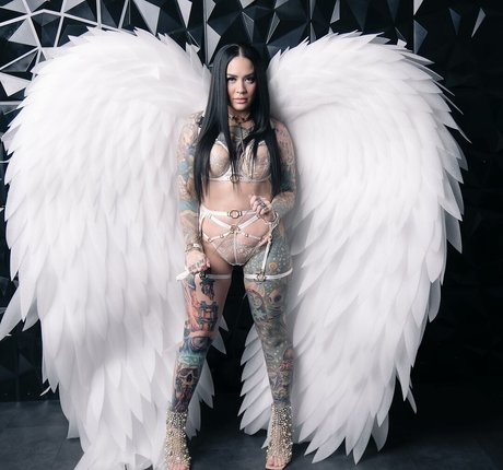 Megs v2 star nice pic