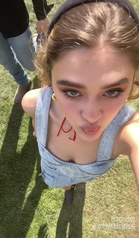 Lizzy Greene sex pornstar archive