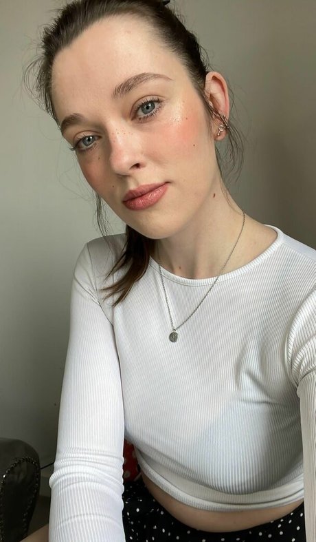 jessicagraceuk sexy star pic