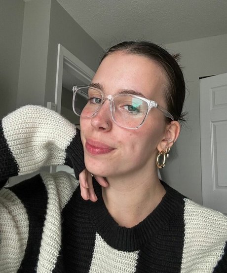 Sami Skinner art star photo