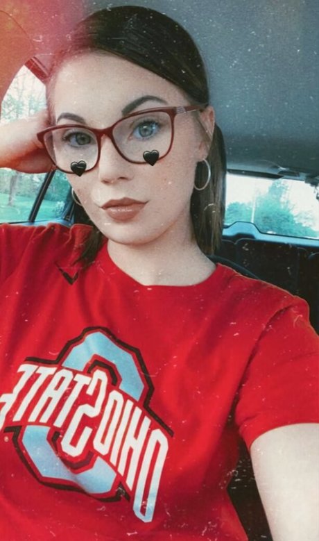 Skylynn Greene pornstar exclusive photos