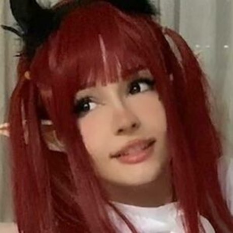 Smolnami erotic model gallery