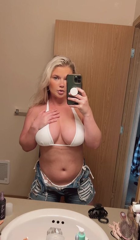 jessicabby25 pretty pornstar pics