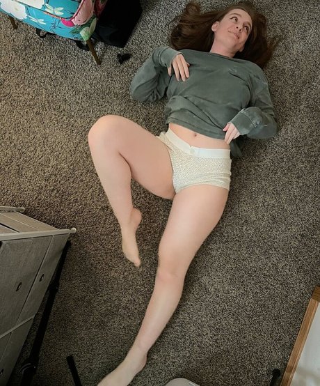 Adorablelilli pretty pornstar images