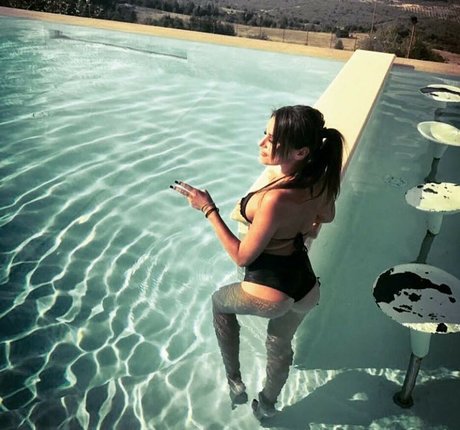 Iulia Carmen best model pictures